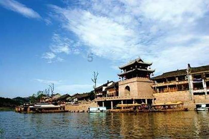 广受好评！新空间剧场《猫神在故宫》在沪首演成功